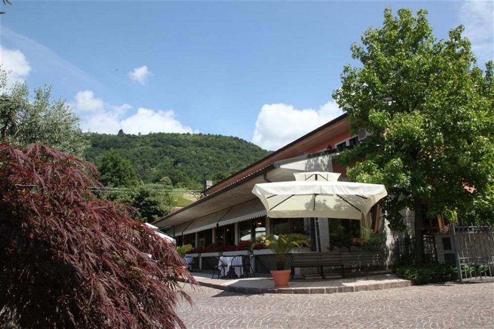 Hotel Ristorante La Rosina Маростика Экстерьер фото