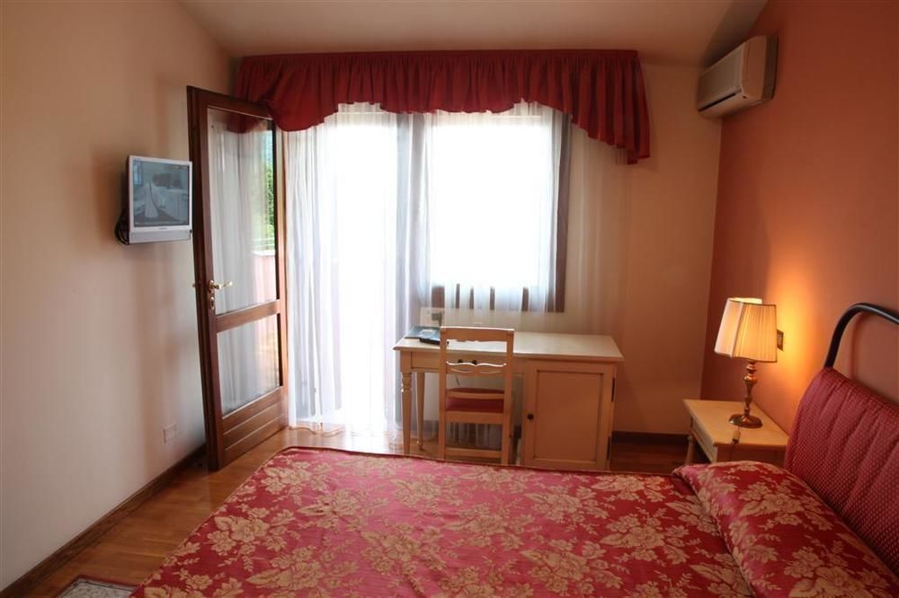 Hotel Ristorante La Rosina Маростика Экстерьер фото