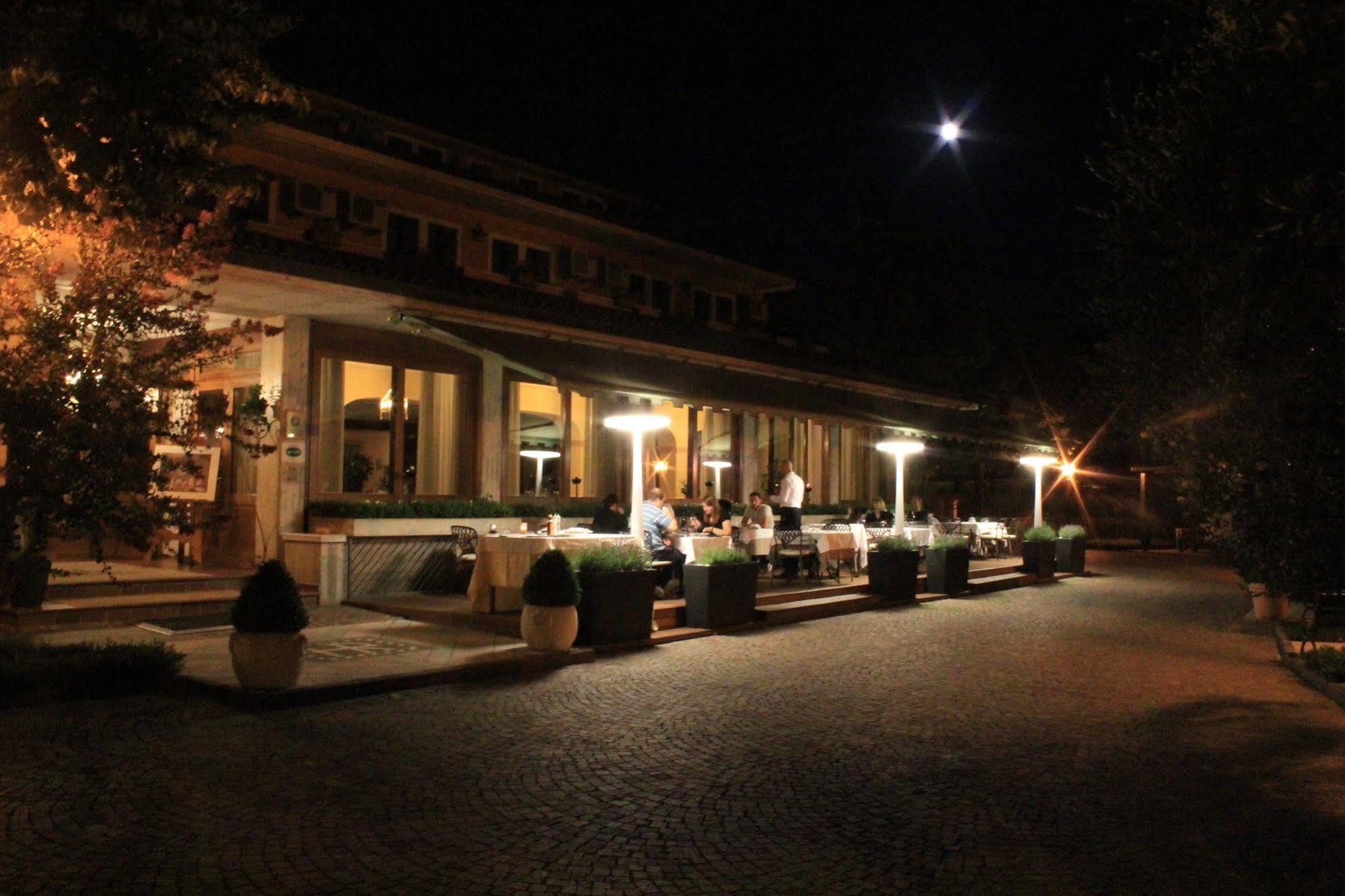 Hotel Ristorante La Rosina Маростика Экстерьер фото